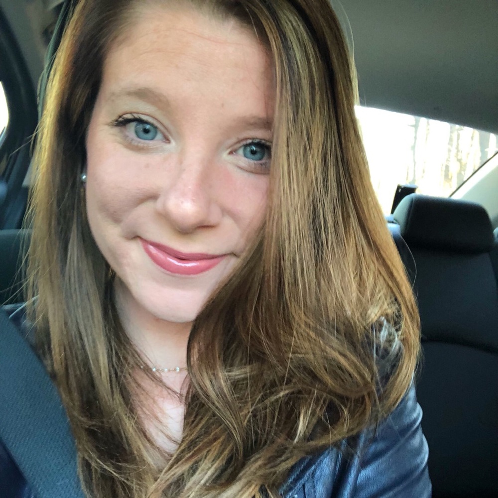 Meet your Posher, Eva